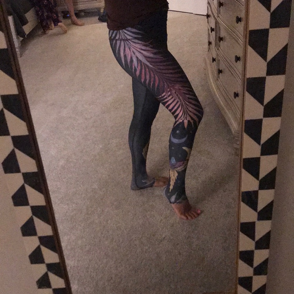 Teeki Phoenix rising leggings